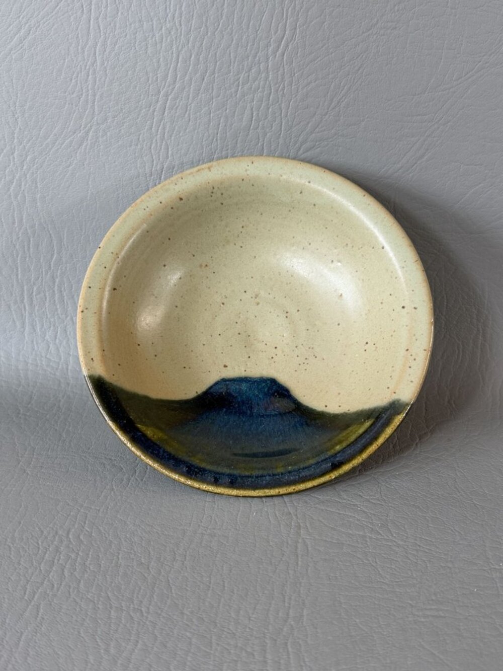 Handcrafted Studio Art Pottery Bowl JAC Signed Mount Fuji Blue Dip Stoneware 6" - Picture 9 of 10